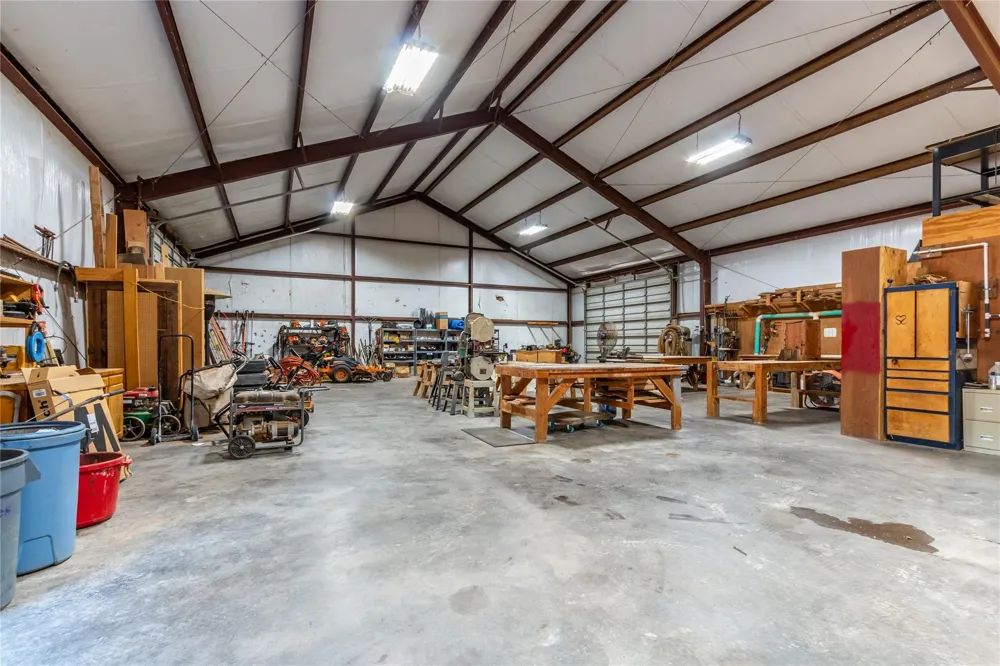75 Memory Lane Burton, TX 77835