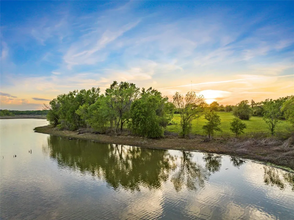 5 Lcr 740 Thornton, TX 76687