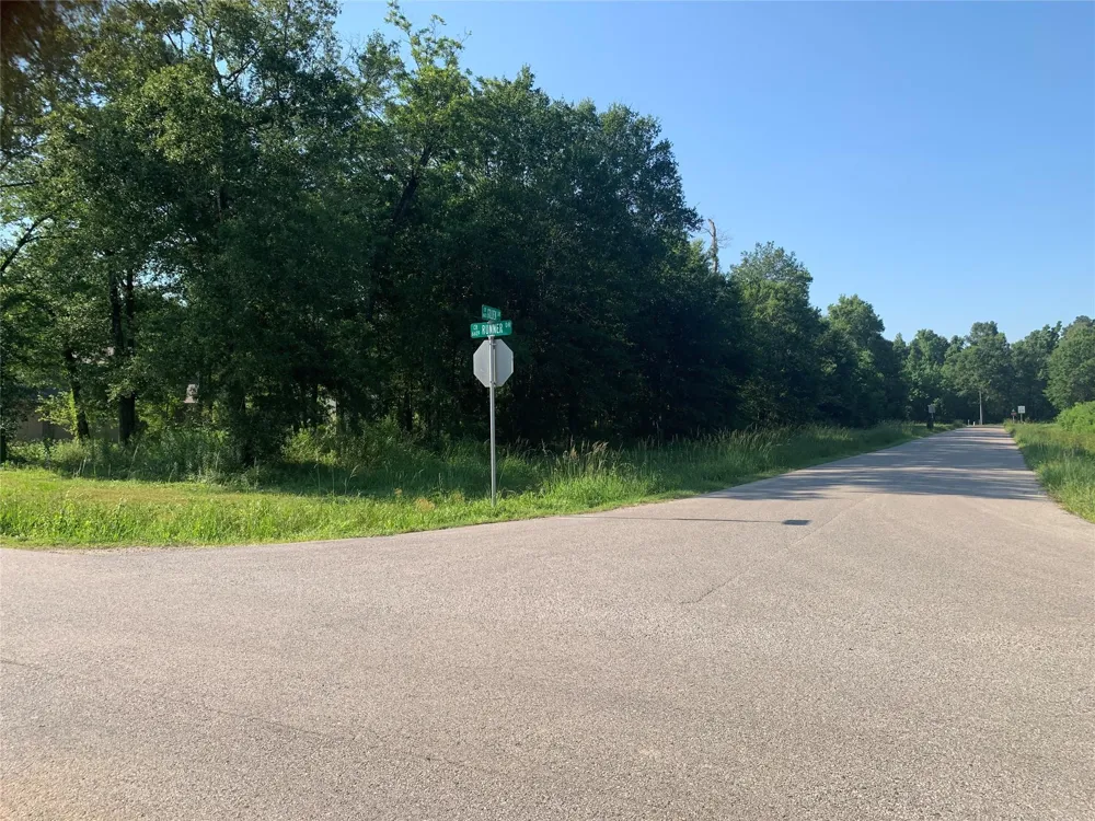 374 County Road 6609 Dayton, TX 77535