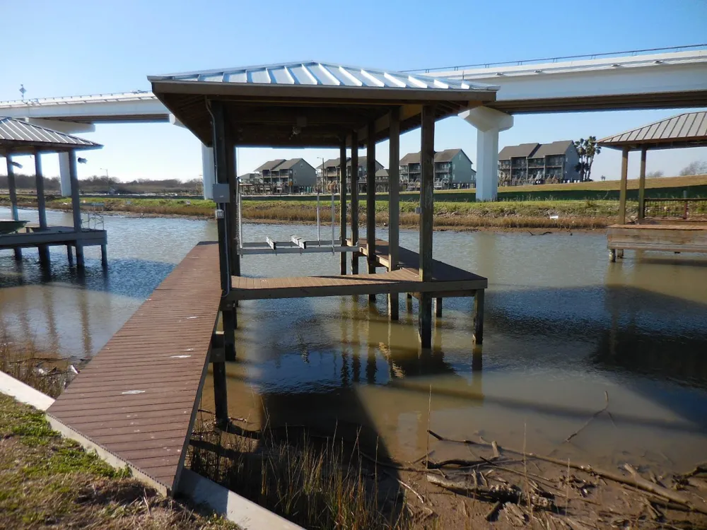 11 Alpha Slip Road Matagorda, TX 77457
