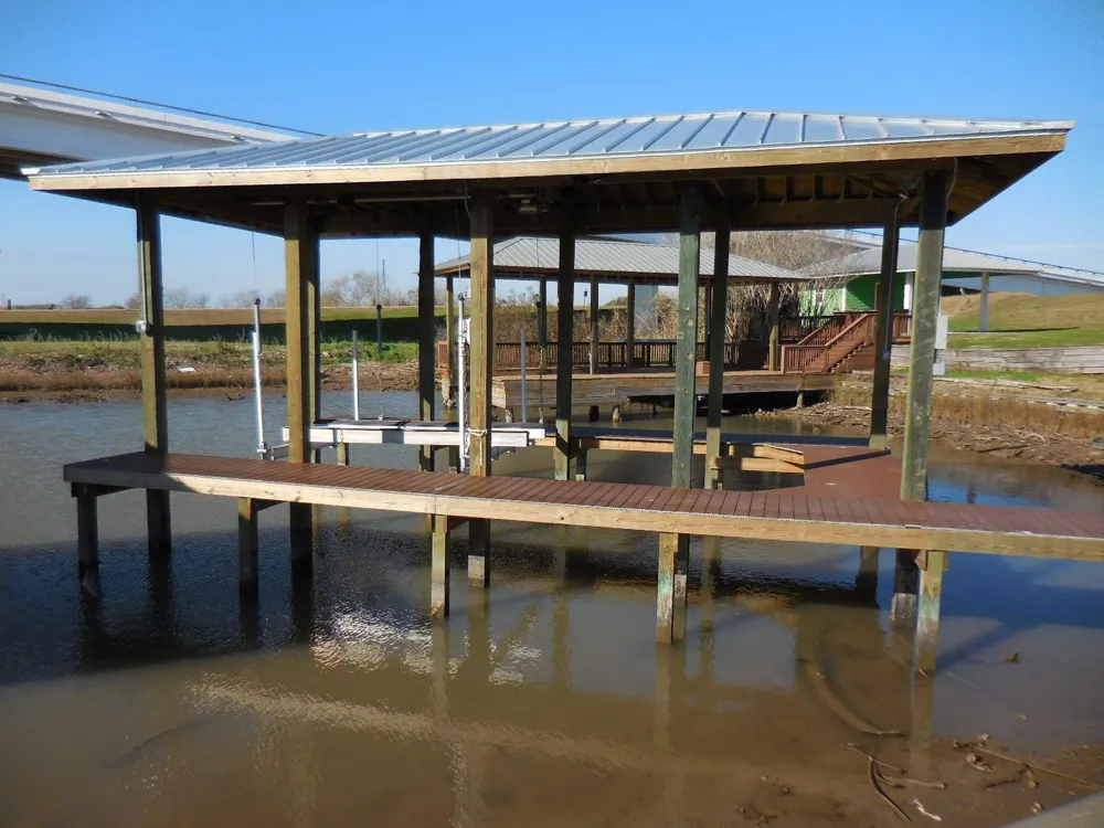 11 Alpha Slip Road Matagorda, TX 77457