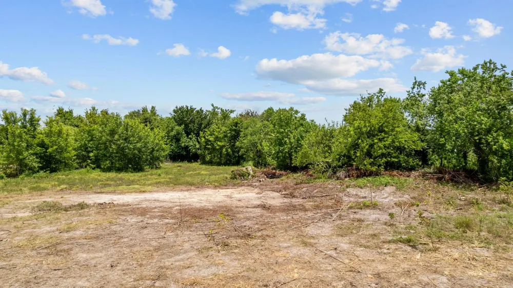 1403 Algoa Friendswood Road Alvin, TX 77511