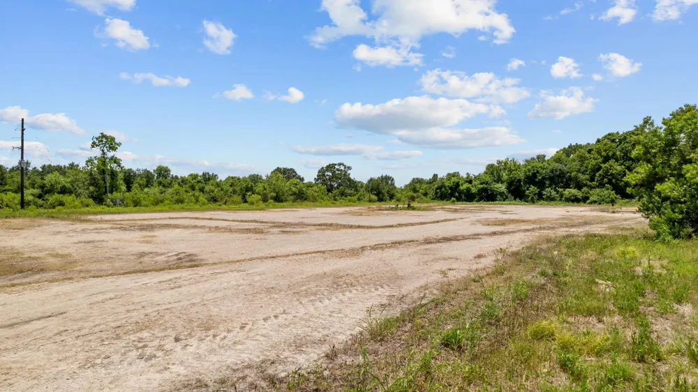 1403 Algoa Friendswood Road Alvin, TX 77511