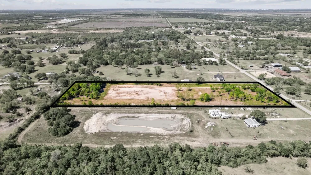 1403 Algoa Friendswood Road Alvin, TX 77511