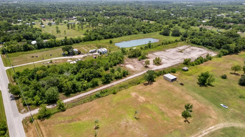 1403 Algoa Friendswood Road Alvin, TX 77511