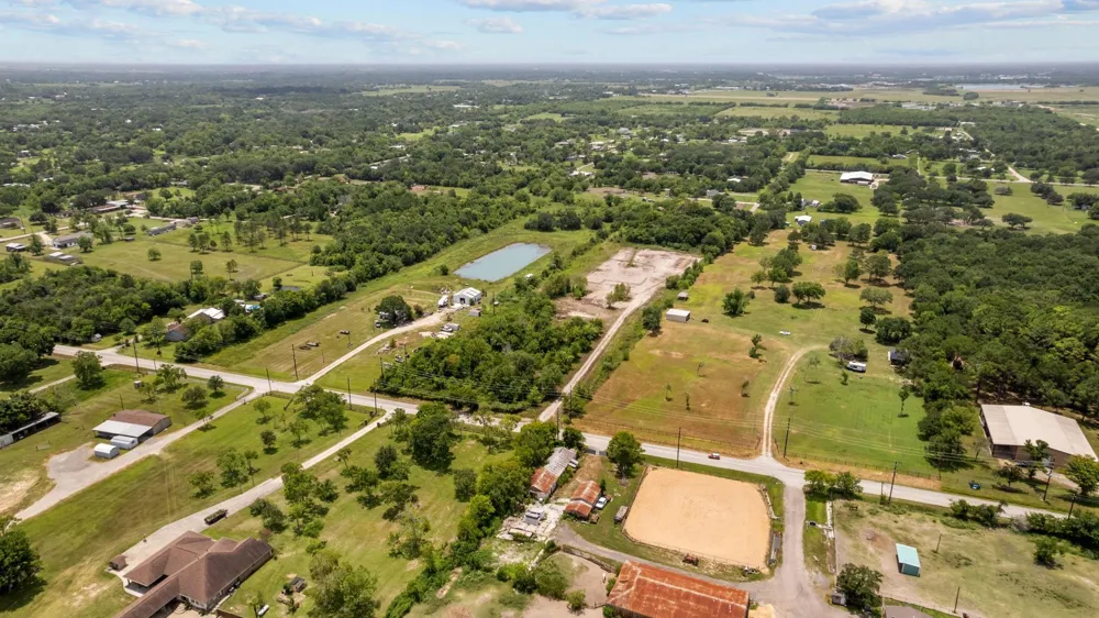 1403 Algoa Friendswood Road Alvin, TX 77511