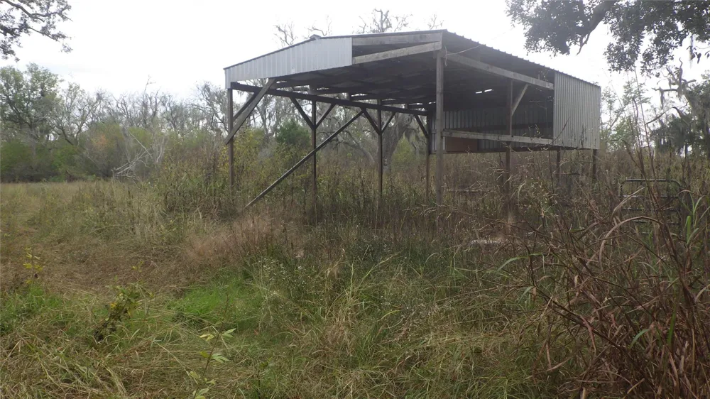 319 County Road 319 Brazoria, TX 77422