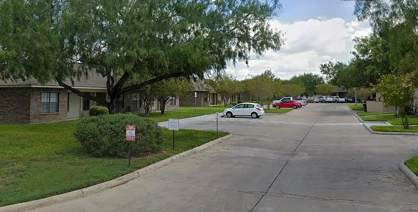 210 Eagle Pass Rd Alton, TX 78573