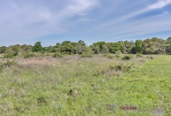 2 Farm Market 530 Edna, TX 77957