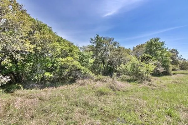 2 Farm Market 530 Edna, TX 77957