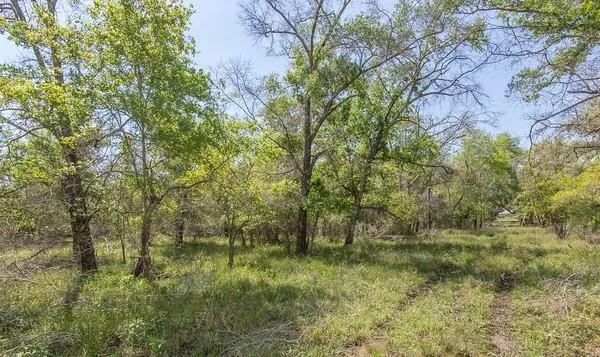 2 Farm Market 530 Edna, TX 77957