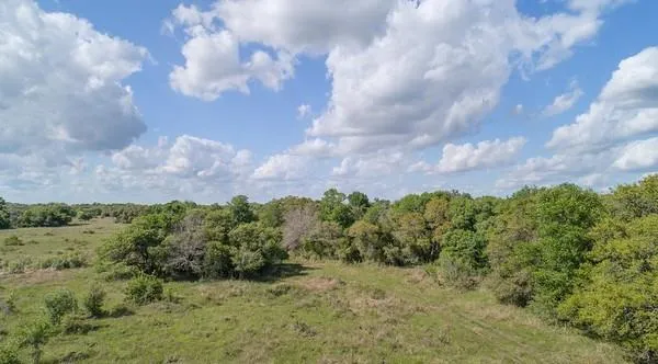 2 Farm Market 530 Edna, TX 77957