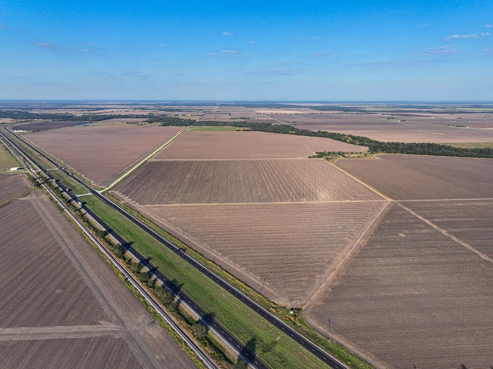 59 Us-59 Highway Louise, TX 77455