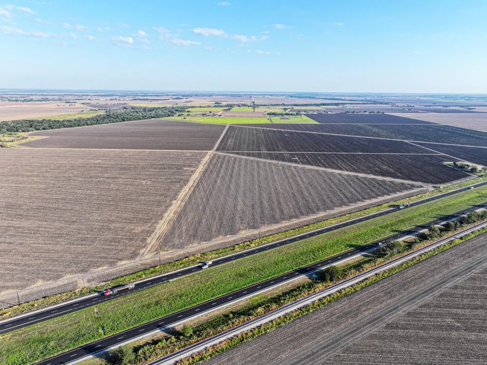 59 Us-59 Highway Louise, TX 77455