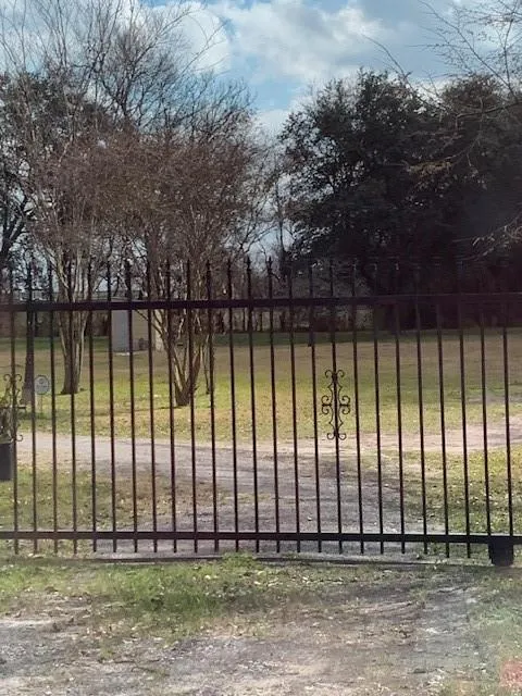 2722 E Almeda Genoa Road E