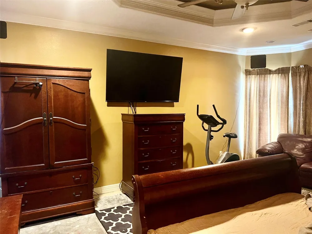 3301 Roya Court Port Arthur, TX 77642
