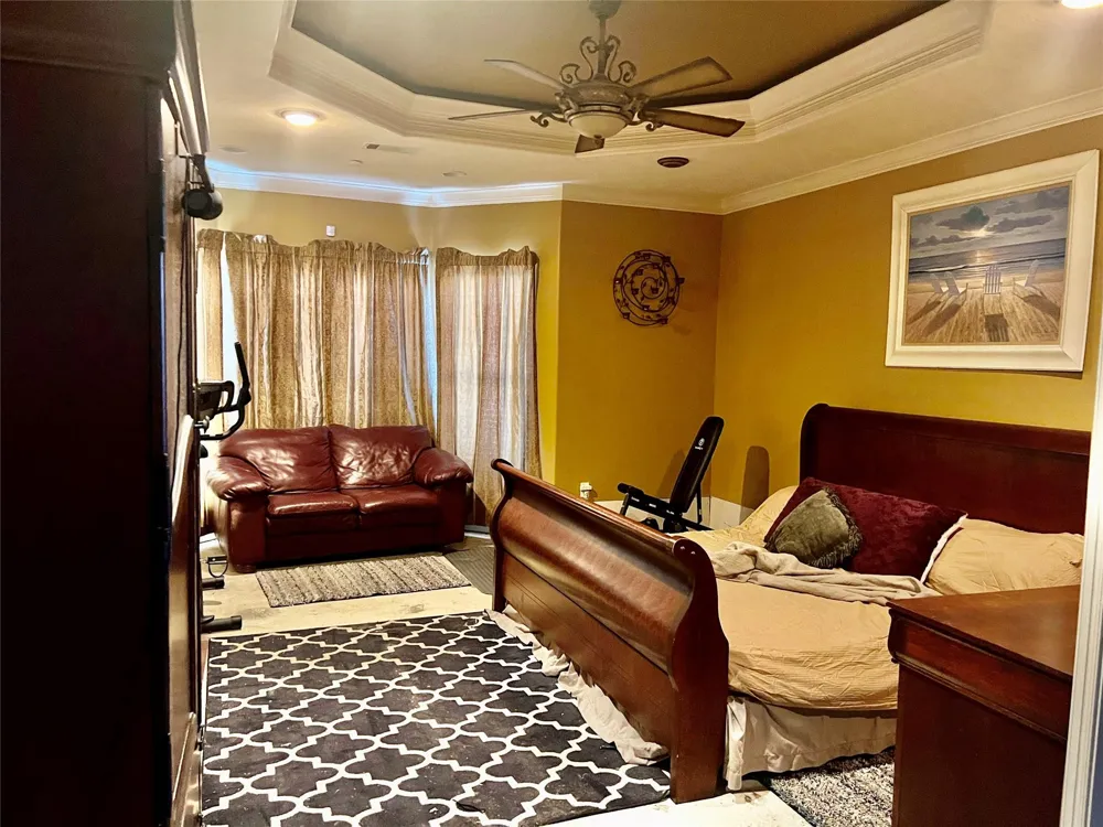 3301 Roya Court Port Arthur, TX 77642