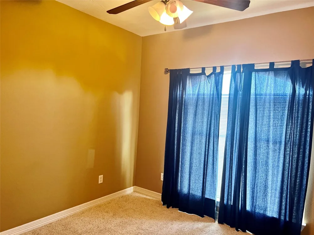 3301 Roya Court Port Arthur, TX 77642