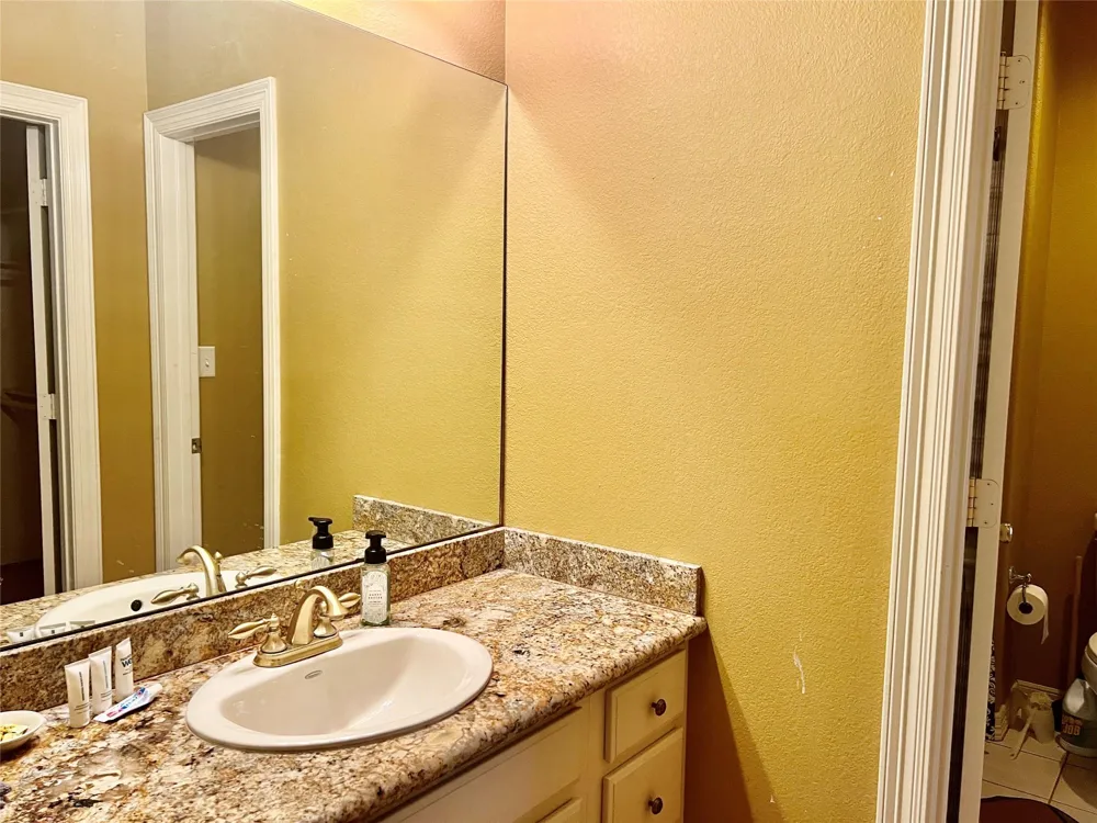 3301 Roya Court Port Arthur, TX 77642