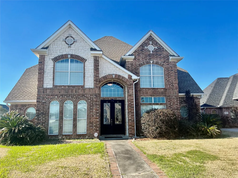 3301 Roya Court Port Arthur, TX 77642