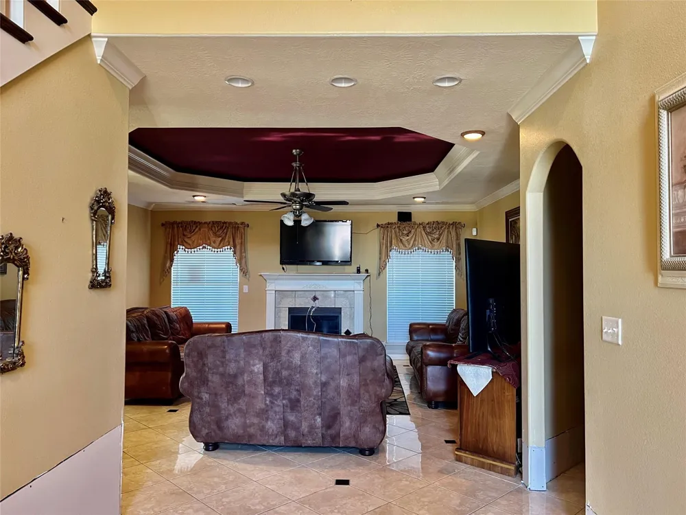 3301 Roya Court Port Arthur, TX 77642