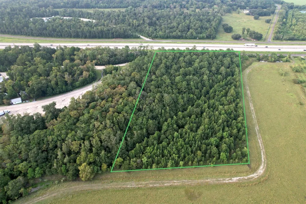 Interstate 10 East Anahuac, TX 77514