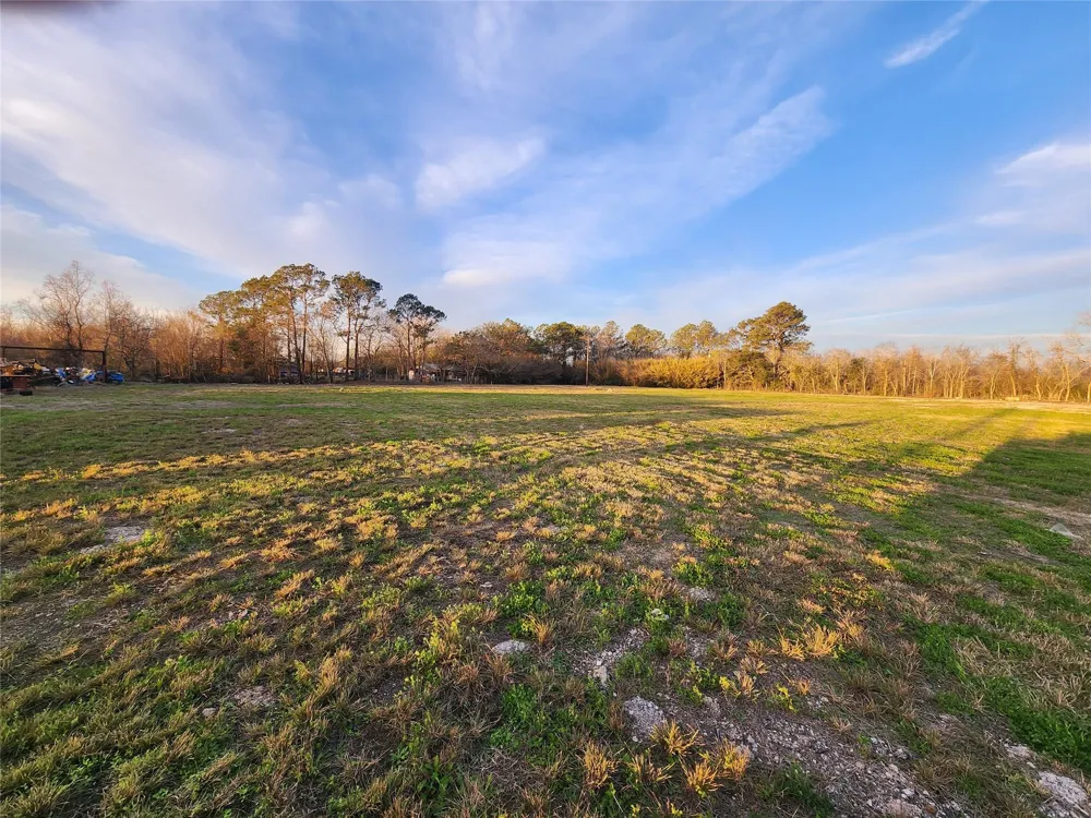 3610 E Highway 6 Alvin, TX 77511