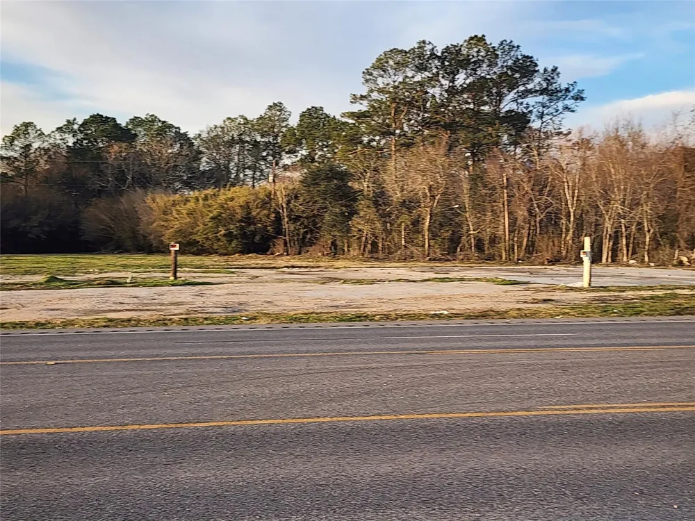 3610 E Highway 6 Alvin, TX 77511