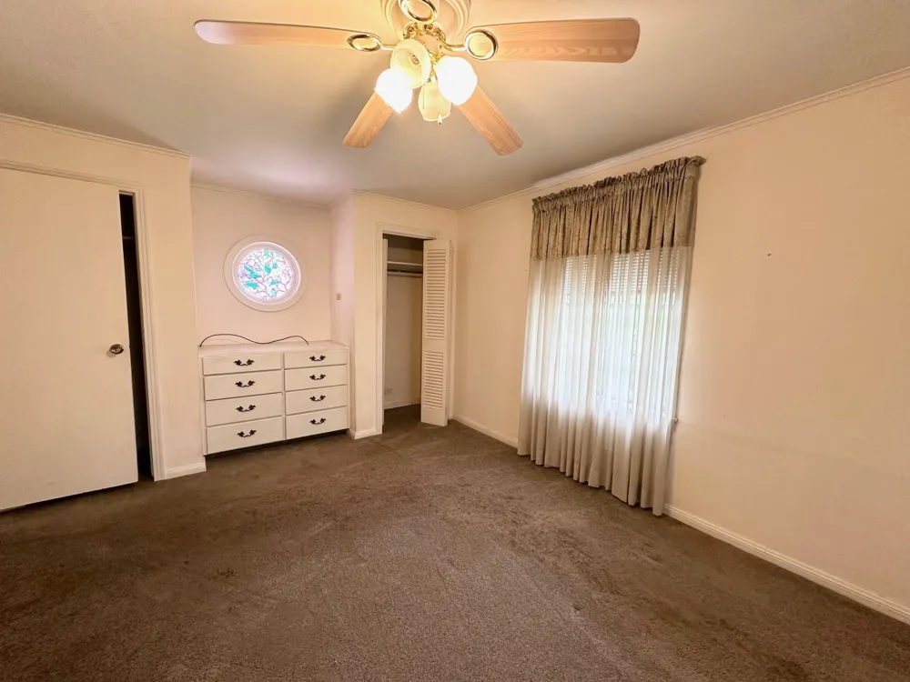 1006 E Easy Avenue Crockett, TX 75835