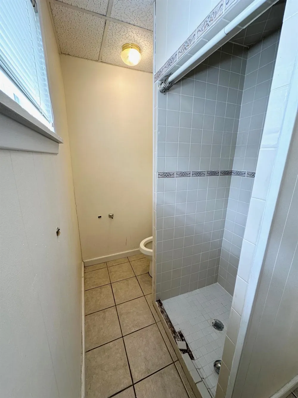 1006 E Easy Avenue Crockett, TX 75835