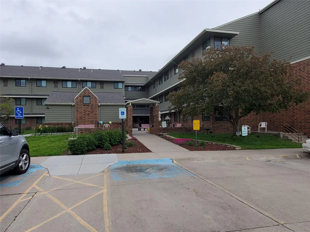 737 22nd St Lincoln, NE 68503