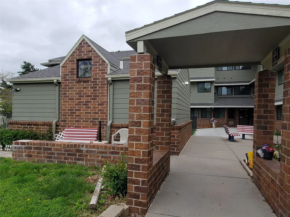 737 22nd St Lincoln, NE 68503