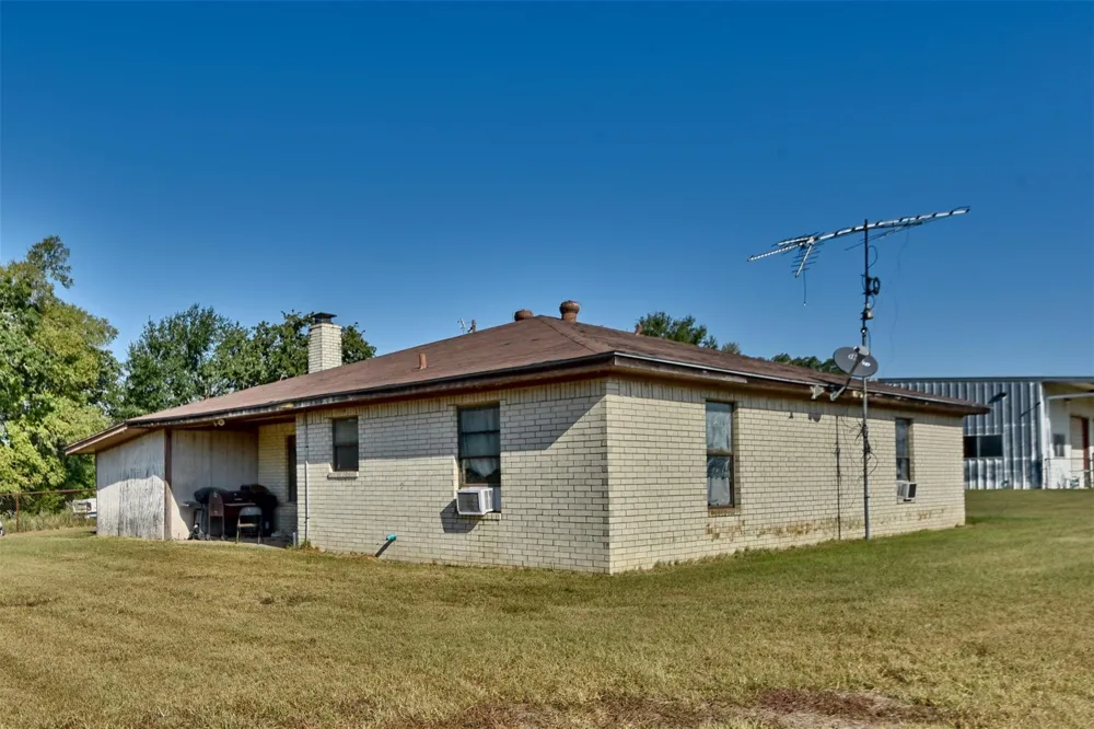 1879 County Road 413 Somerville, TX 77879