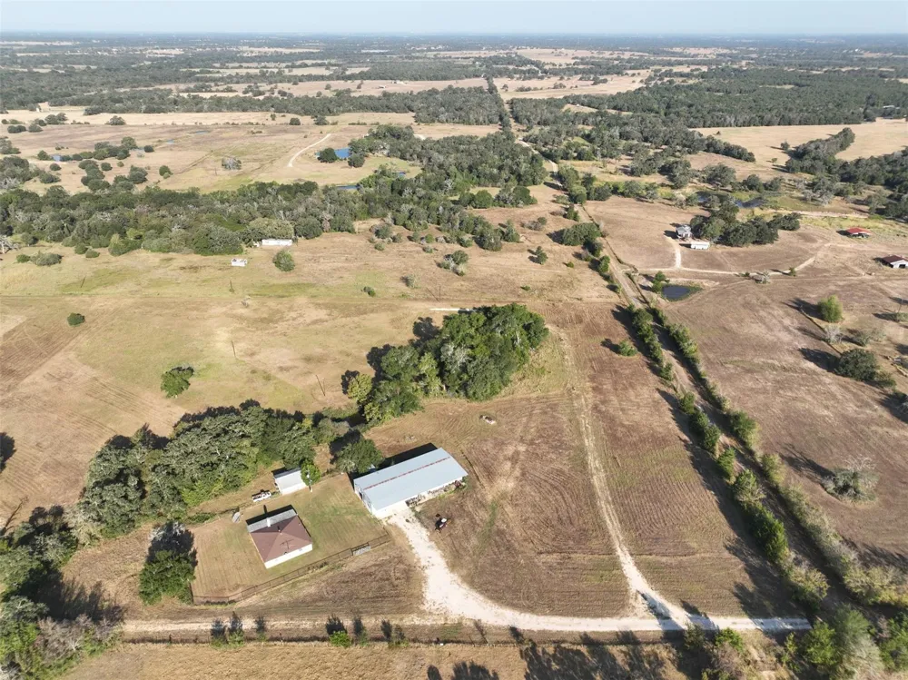 1879 County Road 413 Somerville, TX 77879