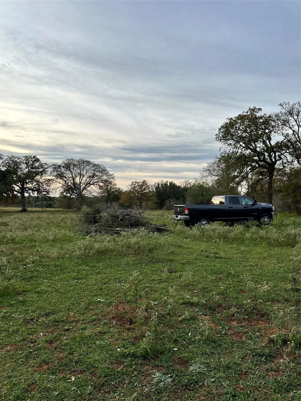 E Us Hwy 90 Waelder, TX 78959