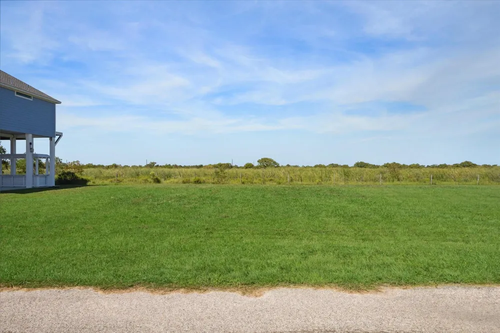 3825 Marble Street Bolivar Peninsula, TX 77650
