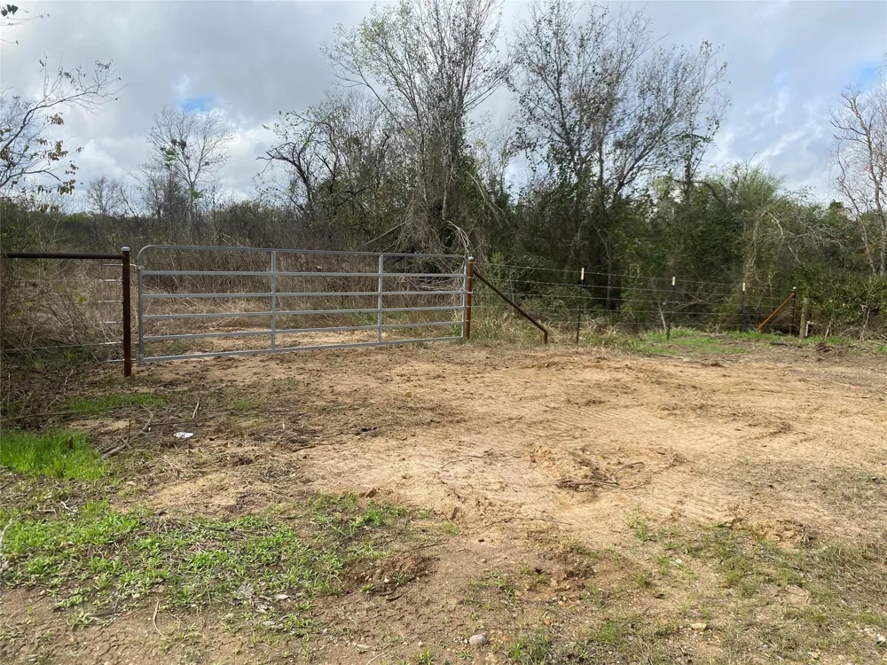 4196 Peters San Felipe Road Sealy, TX 77474