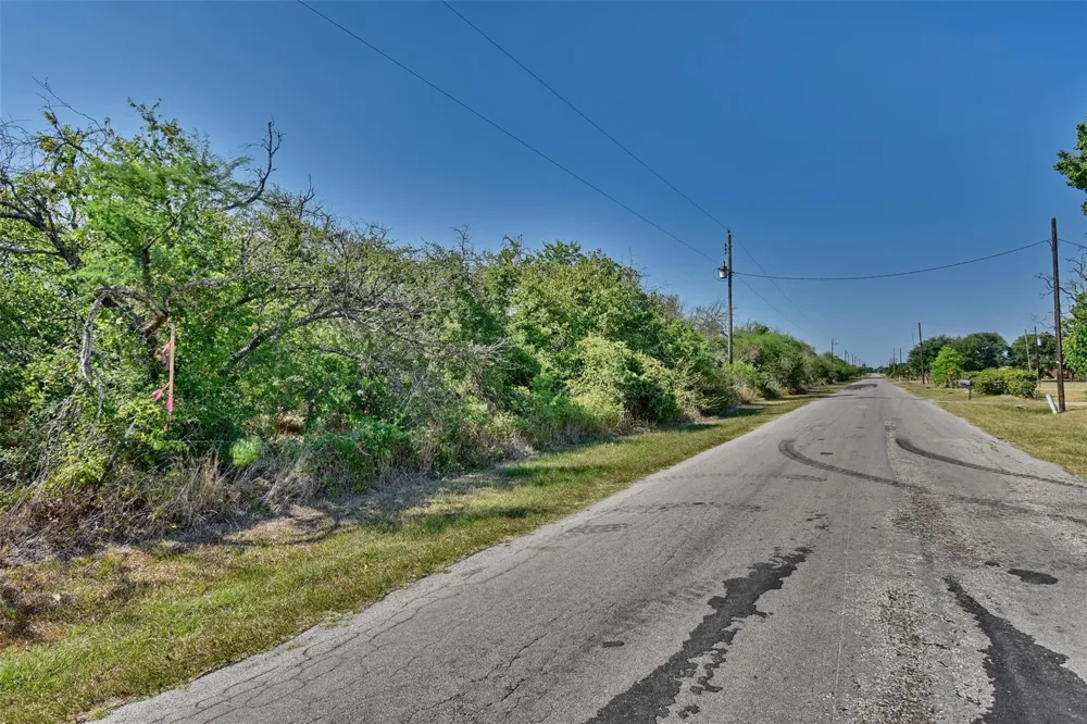 1348 Grubbs Road Sealy, TX 77474