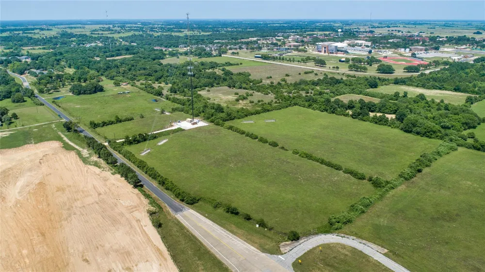 1 Richards Road Prairie View, TX 77446