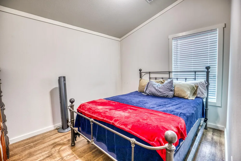 102 Hilltop Court Somerville, TX 77879