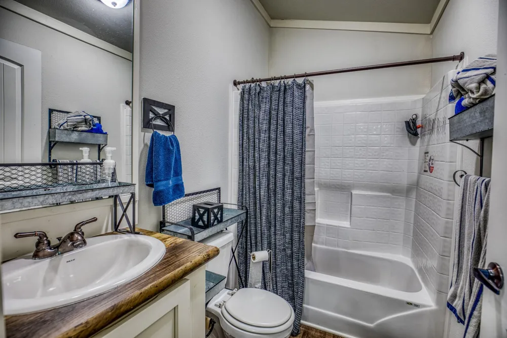 102 Hilltop Court Somerville, TX 77879