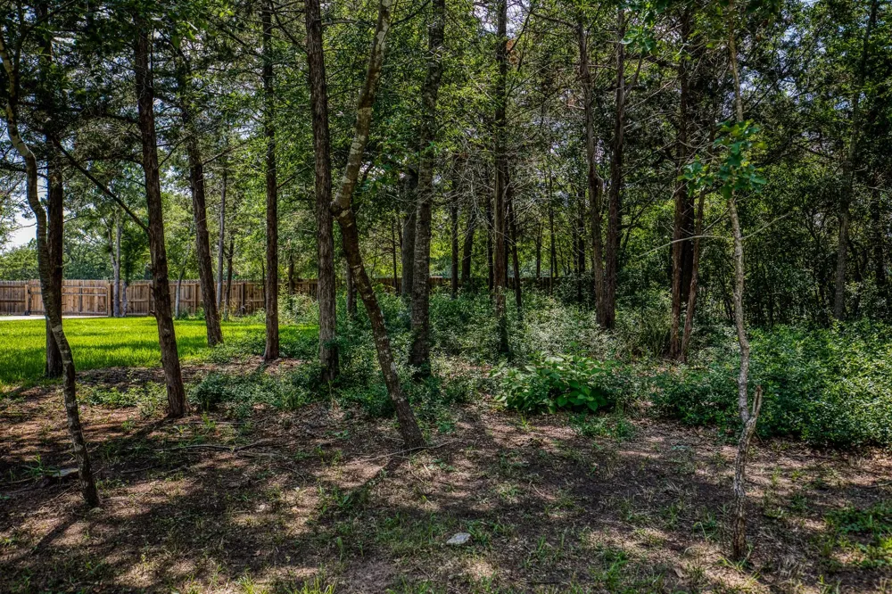 102 Hilltop Court Somerville, TX 77879