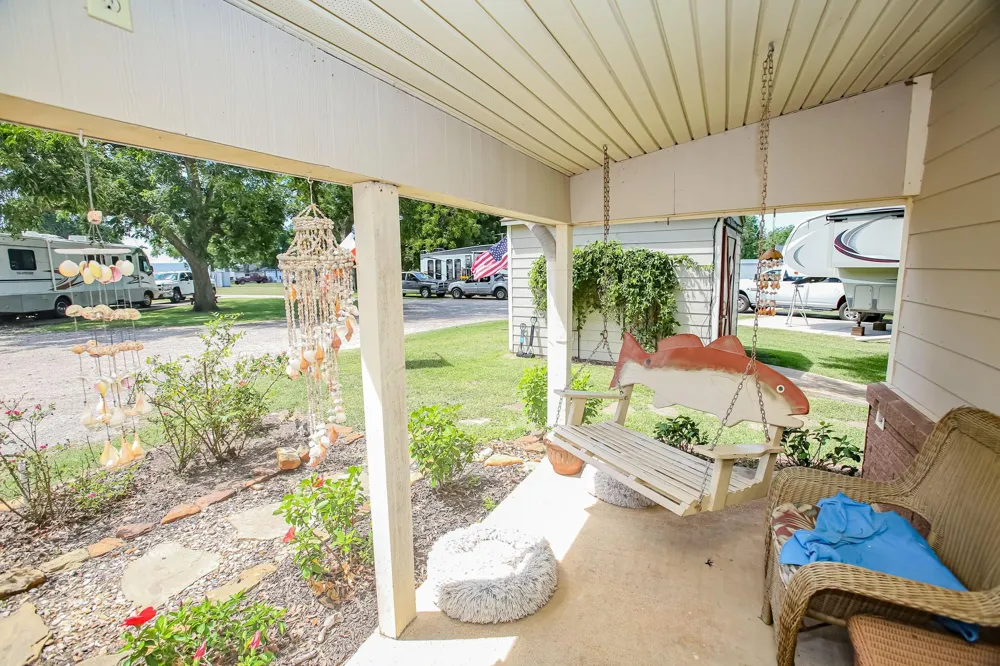 234 County Road 285 Sargent, TX 77414