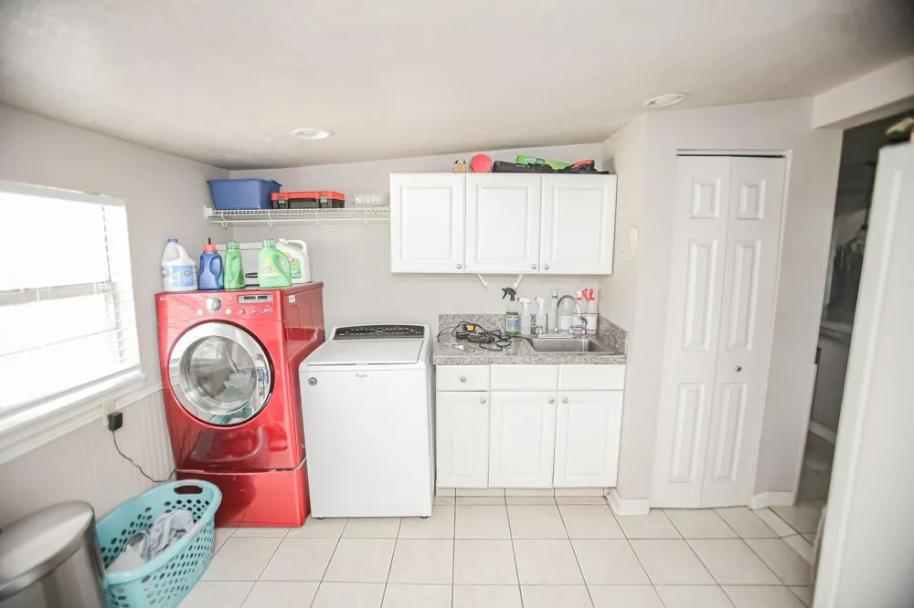 234 County Road 285 Sargent, TX 77414