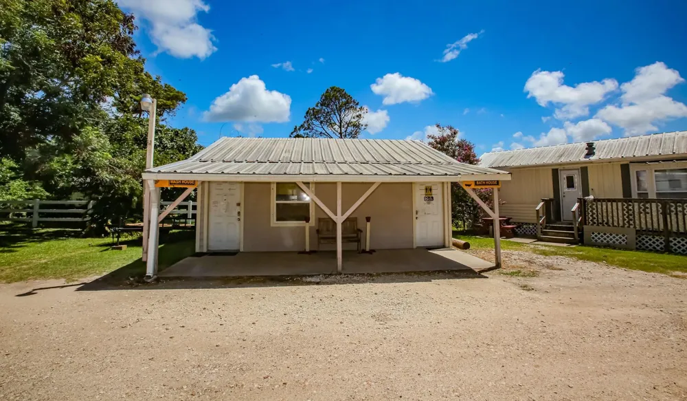 234 County Road 285 Sargent, TX 77414