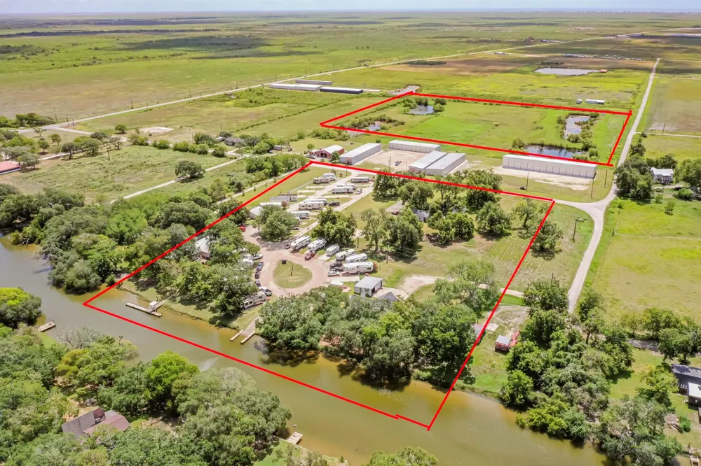 234 County Road 285 Sargent, TX 77414