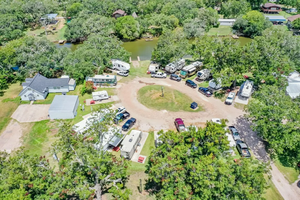 234 County Road 285 Sargent, TX 77414