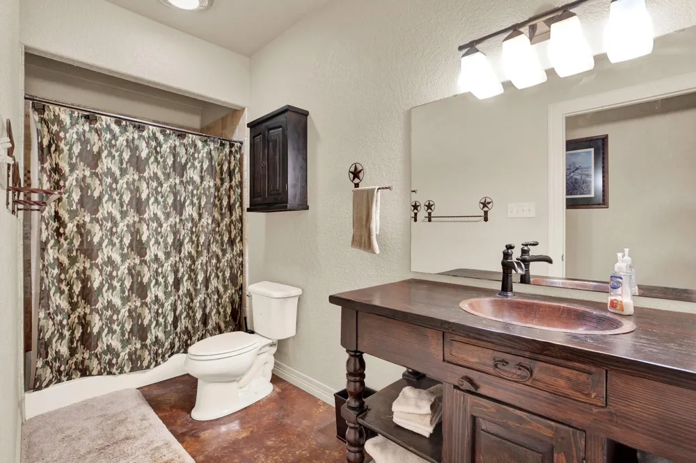 3691 K2 Road Mountain Home, TX 78058