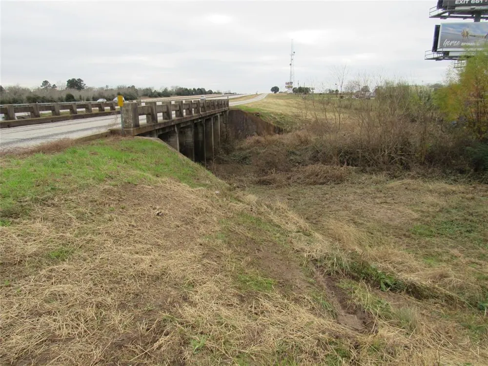 I-10 Frontage Road Cat Spring, TX 78933