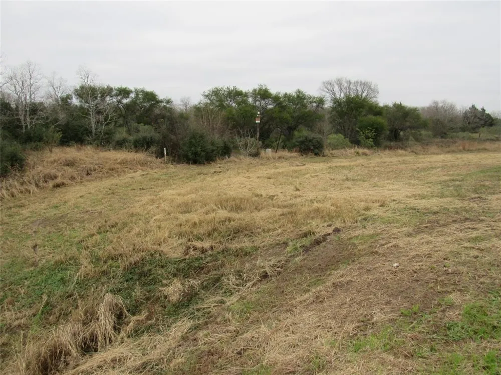 I-10 Frontage Road Cat Spring, TX 78933